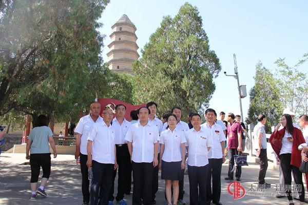 物業(yè)分公司黨支部組織開展紀(jì)念“七一”黨日活動