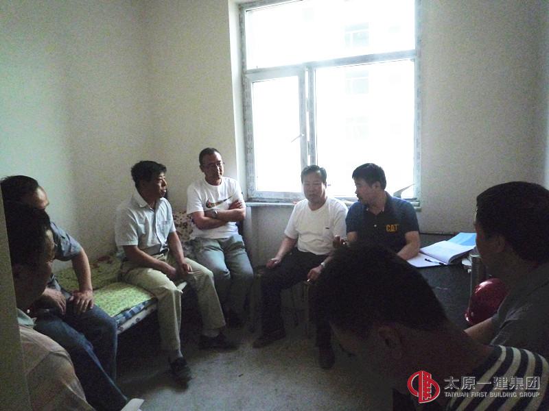 集團公司副總經(jīng)理劉潔帶隊對呂梁分公司