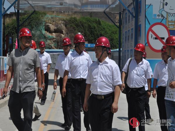 五分公司組織管理人員參觀學(xué)習(xí)