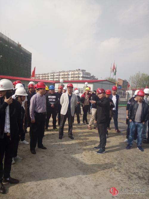 建設(shè)單位組織施工、監(jiān)理單位對(duì)項(xiàng)目管理公司阜南縣第五小學(xué)項(xiàng)目進(jìn)行觀摩學(xué)習(xí)