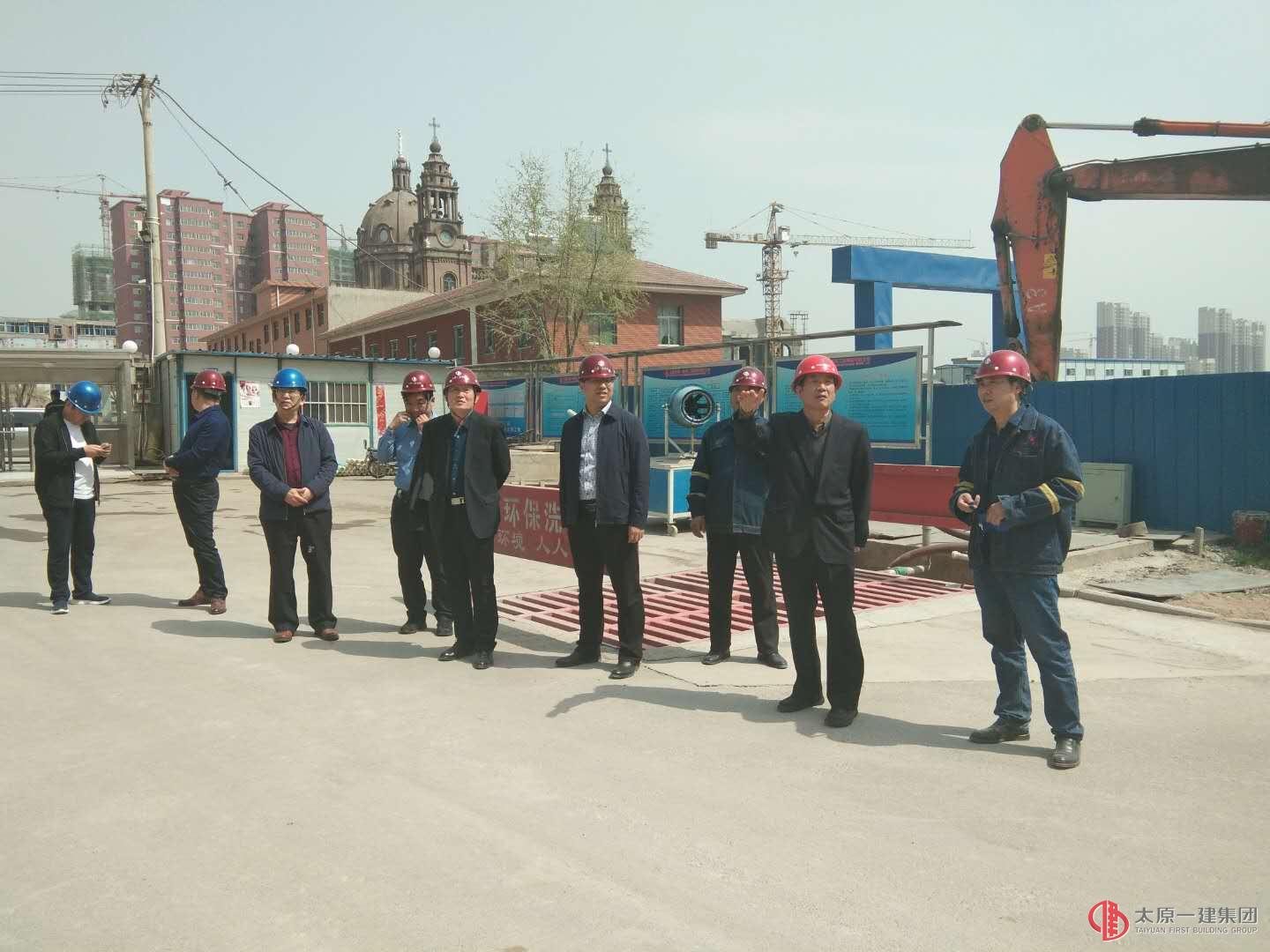 集團公司領導深入建安分公司施工一線調研指導